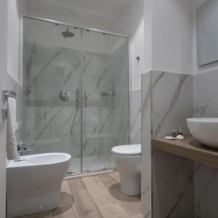 招待所 All'imbarco 斯培西亚