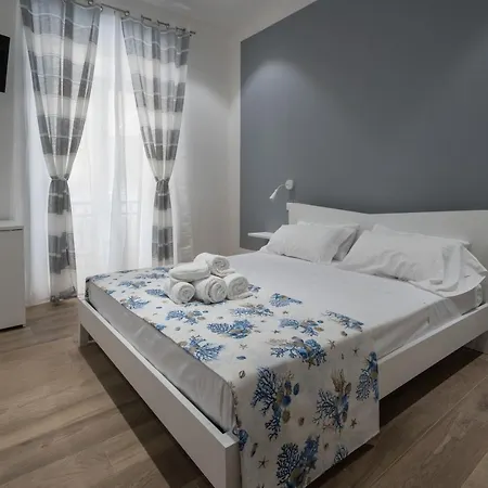 All'imbarco 招待所