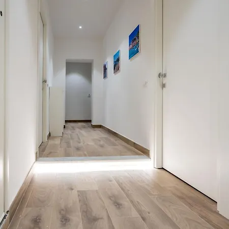 All'imbarco 3* La Spezia